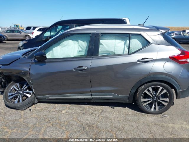 3N1CP5DV4LL550498 Nissan Kicks Sr Xtronic Cvt