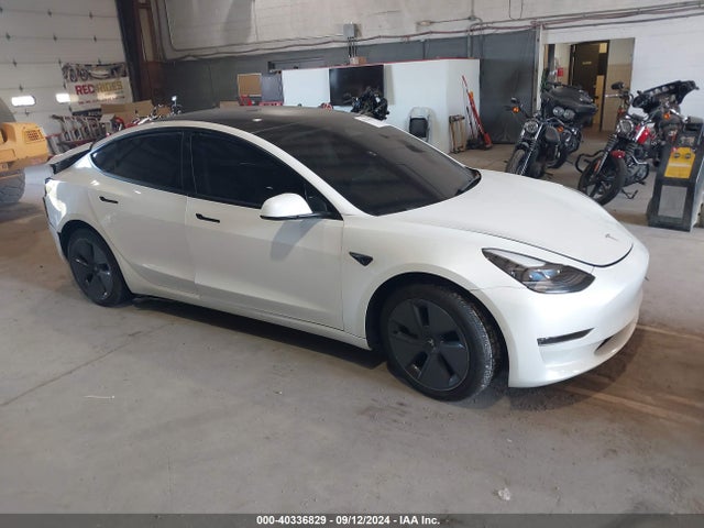 2022 TESLA MODEL 3 5YJ3E1EBXNF195418 Photo 0