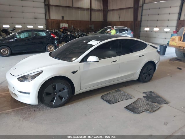 2022 TESLA MODEL 3 5YJ3E1EBXNF195418 Photo 1