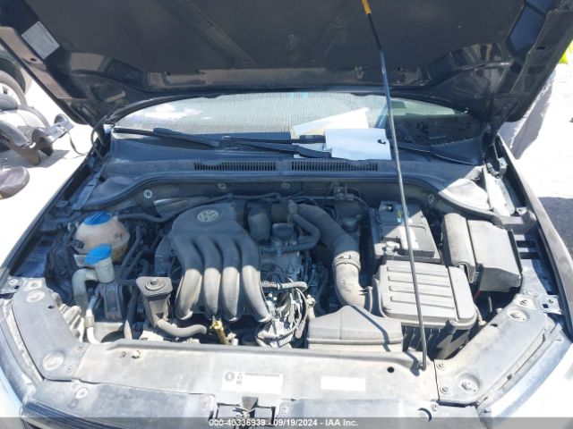 3VW2K7AJ4FM243090 Volkswagen Jetta 2.0l S