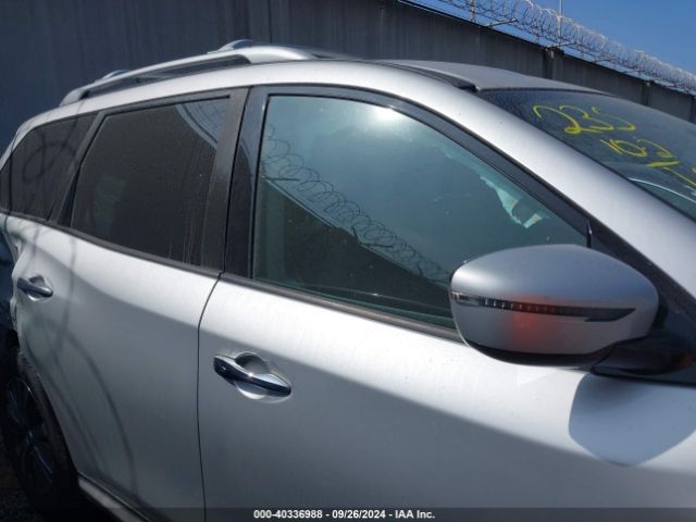 5N1DR2MN2HC696374 Nissan Pathfinder Sv
