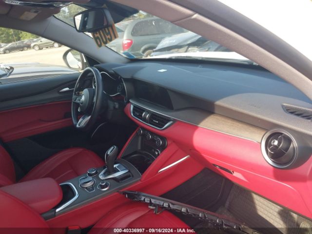 2020 ALFA ROMEO STELVIO ZASPAKBN7L7C89610 Photo 4