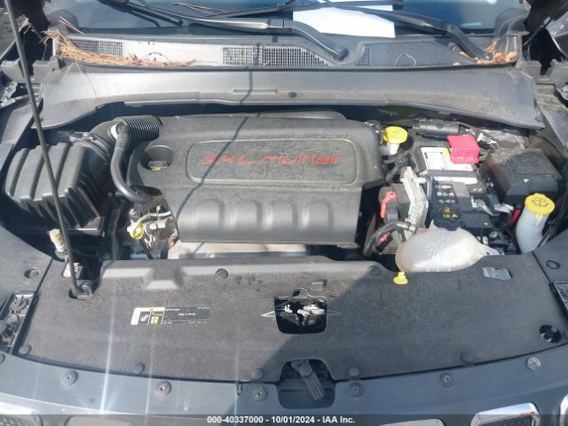 3C4NJCBB1NT188475 Jeep Compass Latitude Fwd