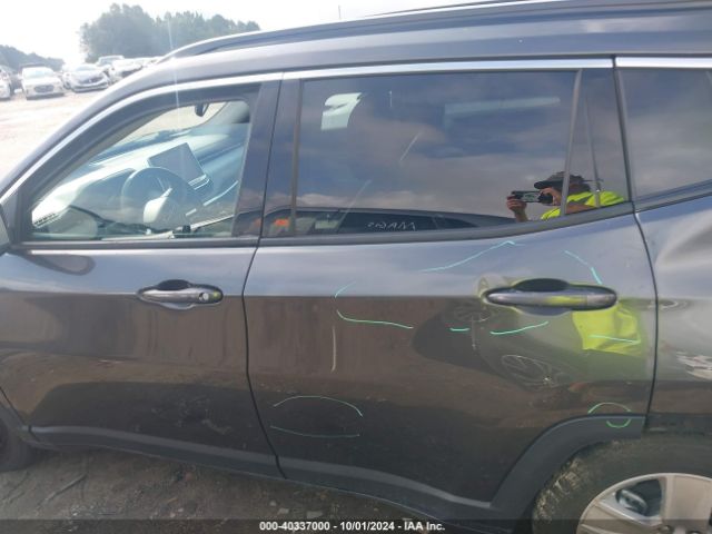 3C4NJCBB1NT188475 Jeep Compass Latitude Fwd