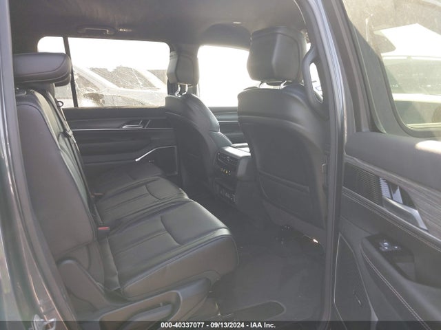 1C4SJUBP4RS169608 Jeep Wagoneer Series Ii 4x2