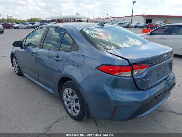 Toyota COROLLA LE 2022 JTDEPMAE8NJ192269 Image 3