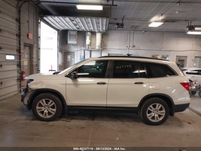 5FNYF5H18HB038584 Honda PILOT LX
