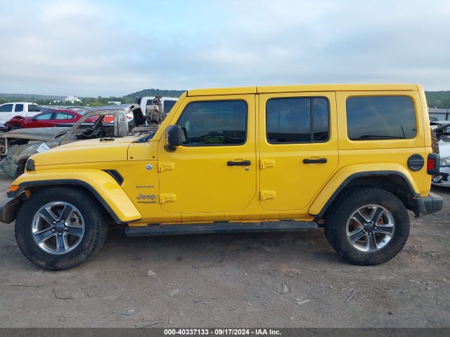 1C4HJXEG0JW325535 Jeep Wrangler Unlimited Sahara 4x4