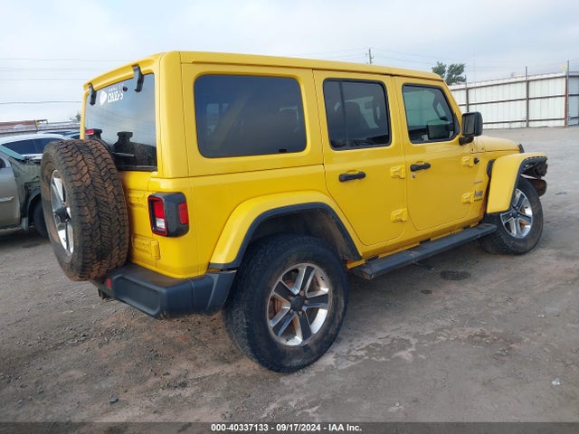 1C4HJXEG0JW325535 Jeep Wrangler Unlimited Sahara 4x4