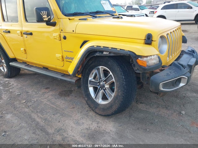 1C4HJXEG0JW325535 Jeep Wrangler Unlimited Sahara 4x4