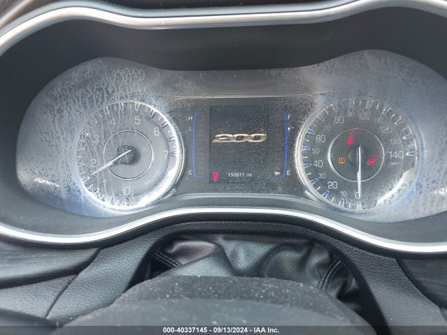 Chrysler 200 Limited 2015 1C3CCCAB0FN744204 Image 7