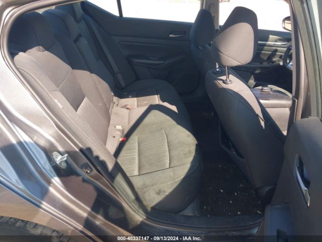 1N4BL4DW1NN417035 Nissan Altima Sv Intelligent Awd