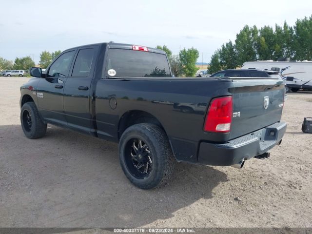 2013 RAM 1500 1C6RR7FT4DS556093 Photo 2