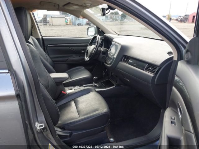 2017 MITSUBISHI OUTLANDER JA4AZ3A33HZ009121 Photo 4