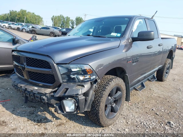 1C6RR7FT9KS517643 RAM 1500 Classic Express Quad Cab 4x4 6'4 Box