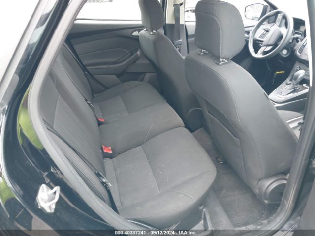 1FADP3K29JL295232 Ford FOCUS SE