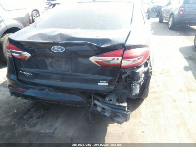 3FA6P0HD4KR147735 Ford FUSION SE