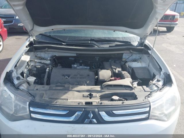 JA4AD2A36EZ004970 Mitsubishi Outlander Es