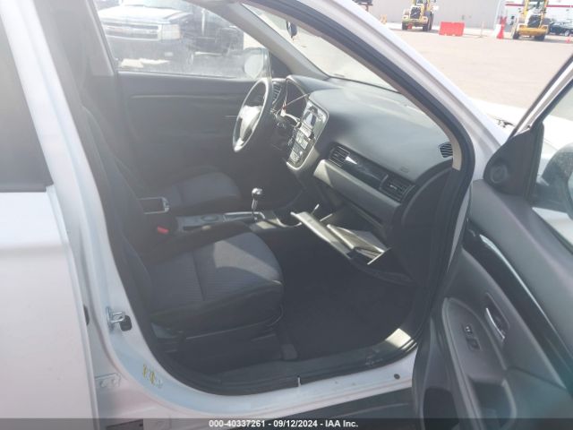 JA4AD2A36EZ004970 Mitsubishi Outlander Es