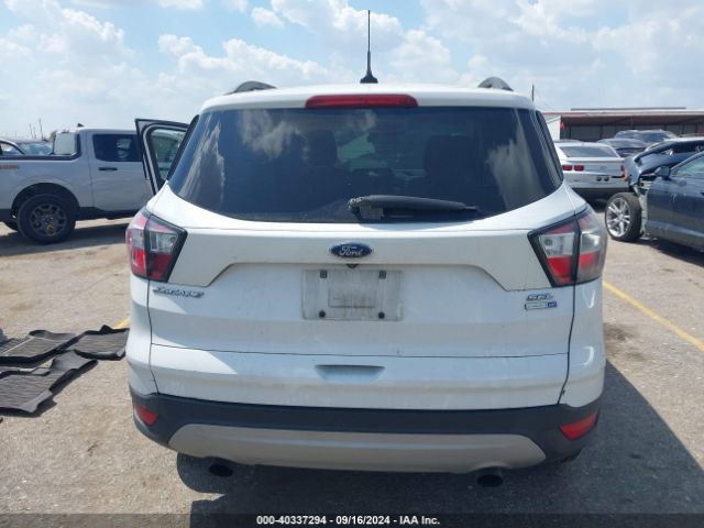 1FMCU9HD3JUC08120 Ford ESCAPE SEL