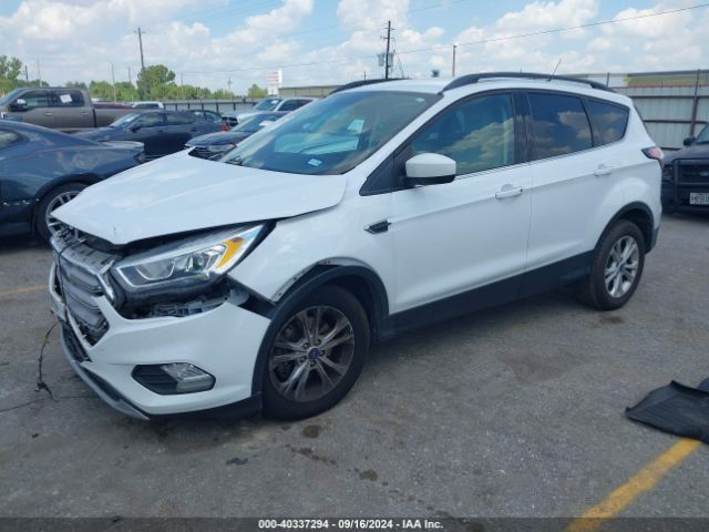 1FMCU9HD3JUC08120 Ford ESCAPE SEL