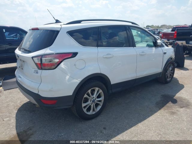 1FMCU9HD3JUC08120 Ford ESCAPE SEL