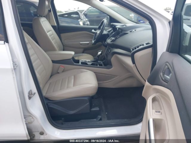 1FMCU9HD3JUC08120 Ford ESCAPE SEL