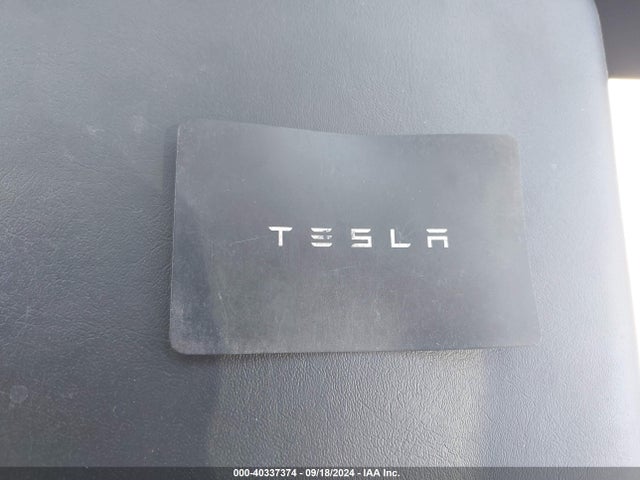 2021 TESLA MODEL Y 5YJYGDED0MF163207 Photo 10