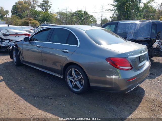 WDDZF4KB6KA546414 Mercedes-Benz E 300 4matic