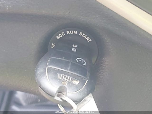 1C4PJLAB0EW234222 Jeep Cherokee Sport