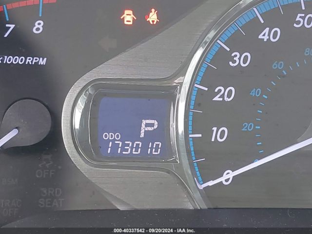 5TDDK3DC8ES075308 Toyota Sienna Limited 7 Passenger