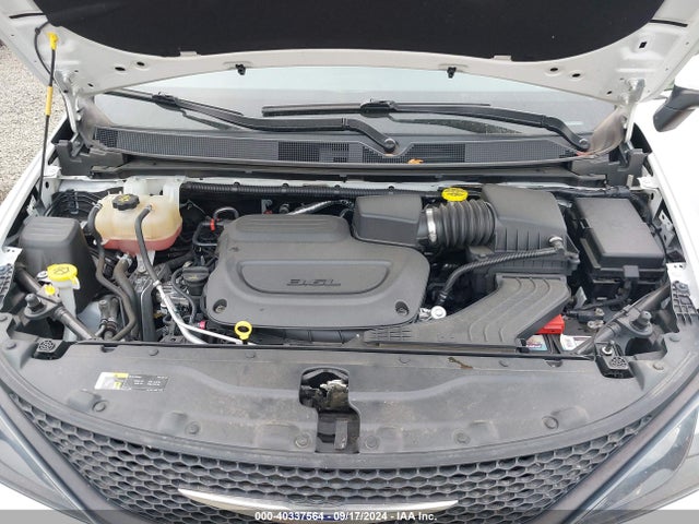 2C4RC1AG7LR146387 Chrysler Voyager L