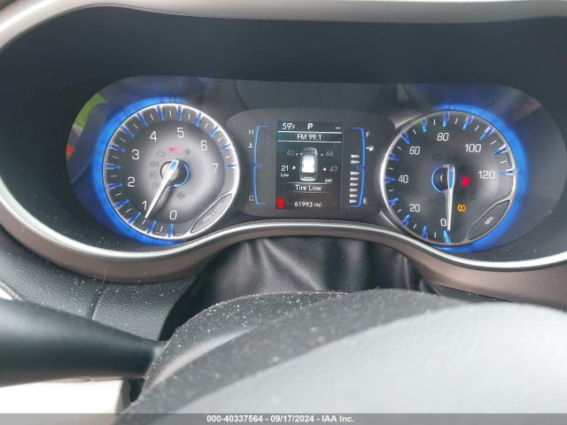 2C4RC1AG7LR146387 Chrysler Voyager L