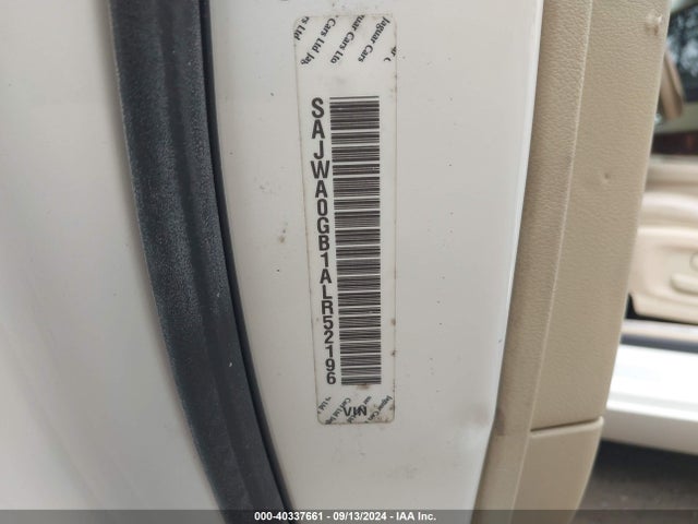 2010 JAGUAR XF SAJWA0GB1ALR52196 Photo 8