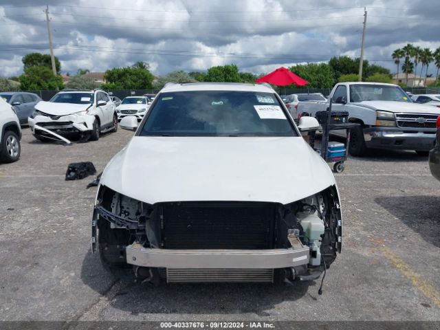 WA1BCCFS4JR003517 Audi Q3 2.0t Premium/2.0t Sport Premium