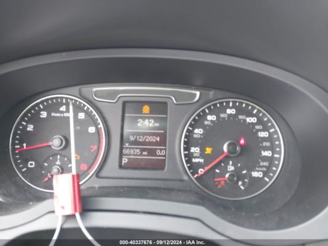 WA1BCCFS4JR003517 Audi Q3 2.0t Premium/2.0t Sport Premium