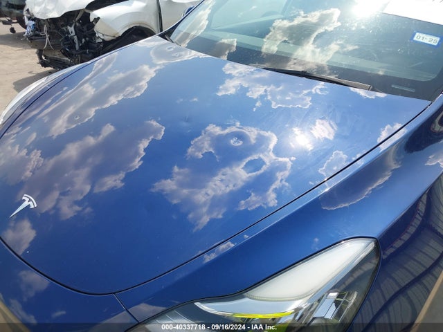 2021 TESLA MODEL Y 5YJYGDEE3MF300505 Photo 5