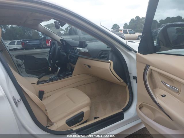 WBA3B1C56FP831715 BMW 320i