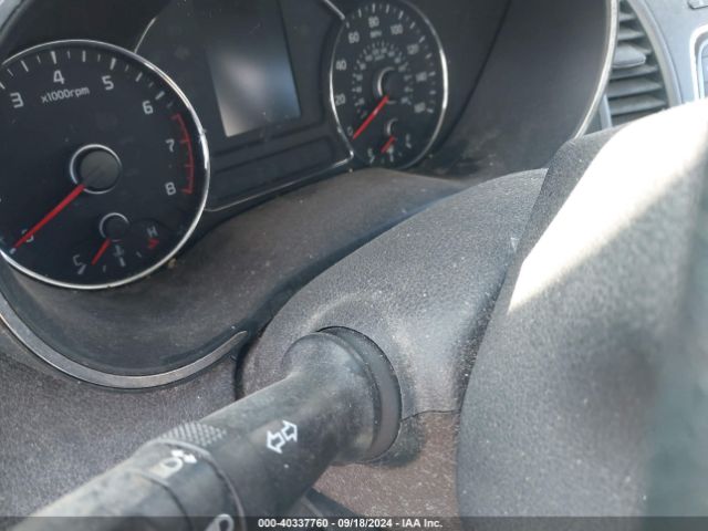 3KPFK4A7XJE181852 KIA FORTE LX