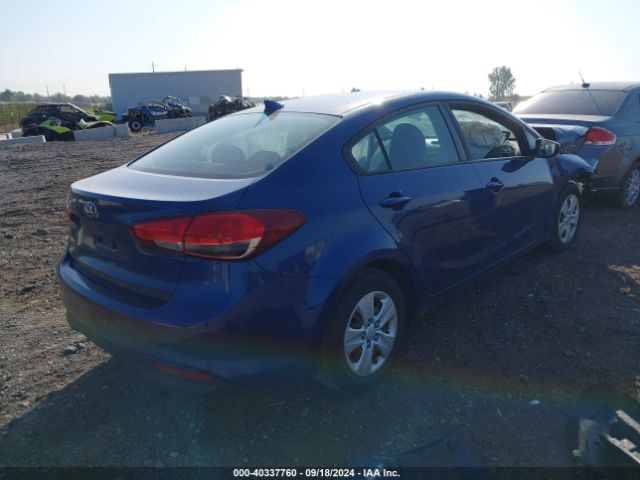 3KPFK4A7XJE181852 KIA FORTE LX