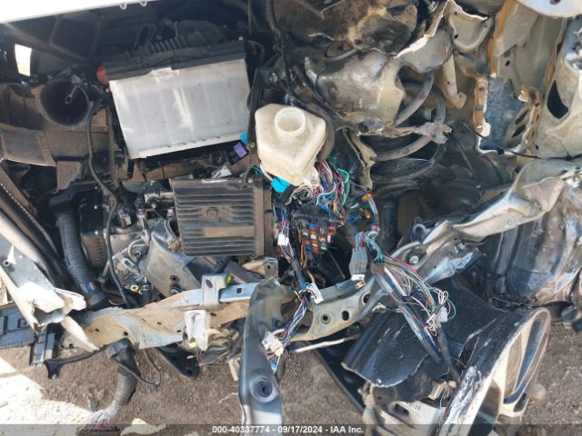 5TDGZRAHXMS059170 Toyota Highlander Xle