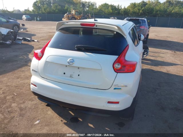 JN8AF5MV2ET357728 Nissan Juke Sl
