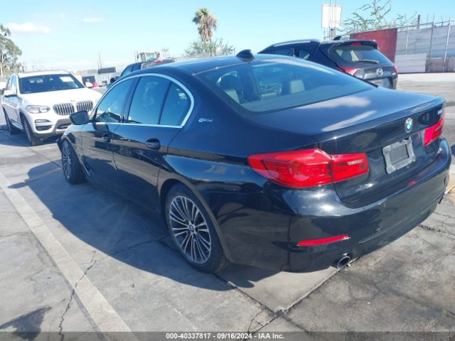 WBAJA9C53KB389203 BMW 530e Iperformance