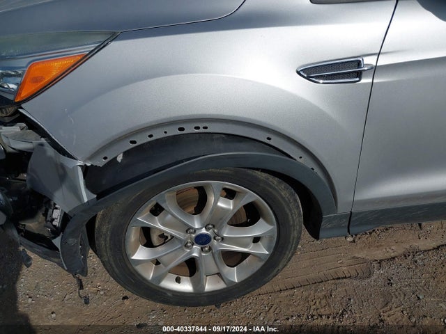 Ford Escape Titanium 2016 1FMCU0J99GUB57300 Image 17