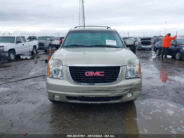 1GKS1KE00ER129664 GMC Yukon Xl 1500 Slt