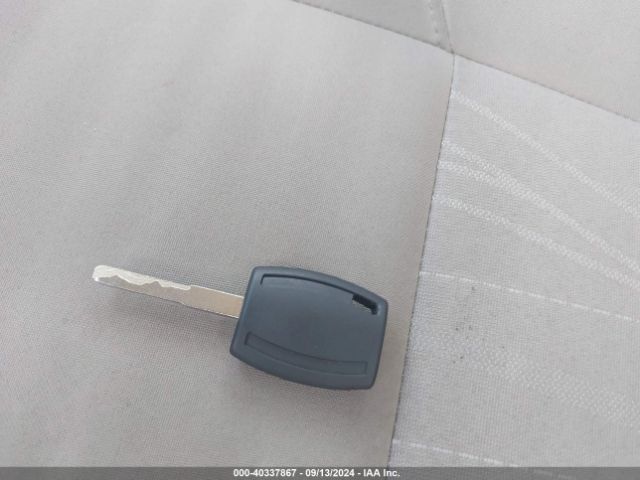 1FADP3F22GL277528 Ford FOCUS SE