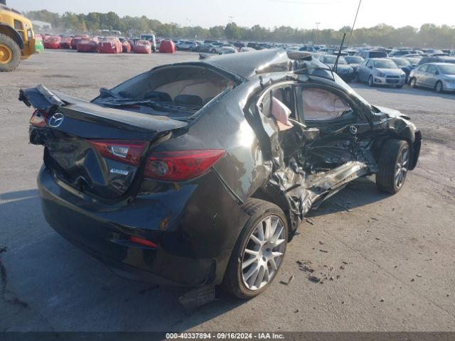 3MZBN1V32JM175008 Mazda Mazda3 Touring