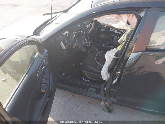 3MZBN1V32JM175008 Mazda Mazda3 Touring