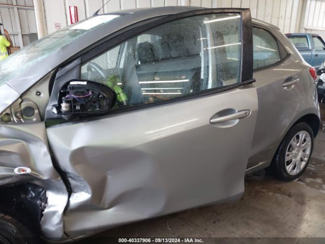 JM1DE1KY7E0171542 Mazda Mazda2 Sport