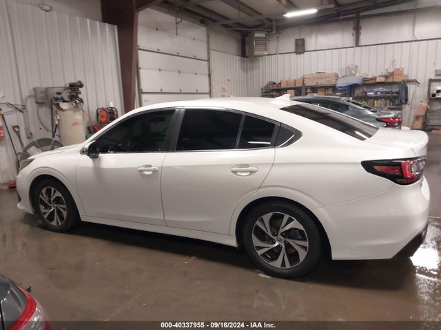 Subaru Legacy Premium 2022 4S3BWAF6XN3015166 Image 14
